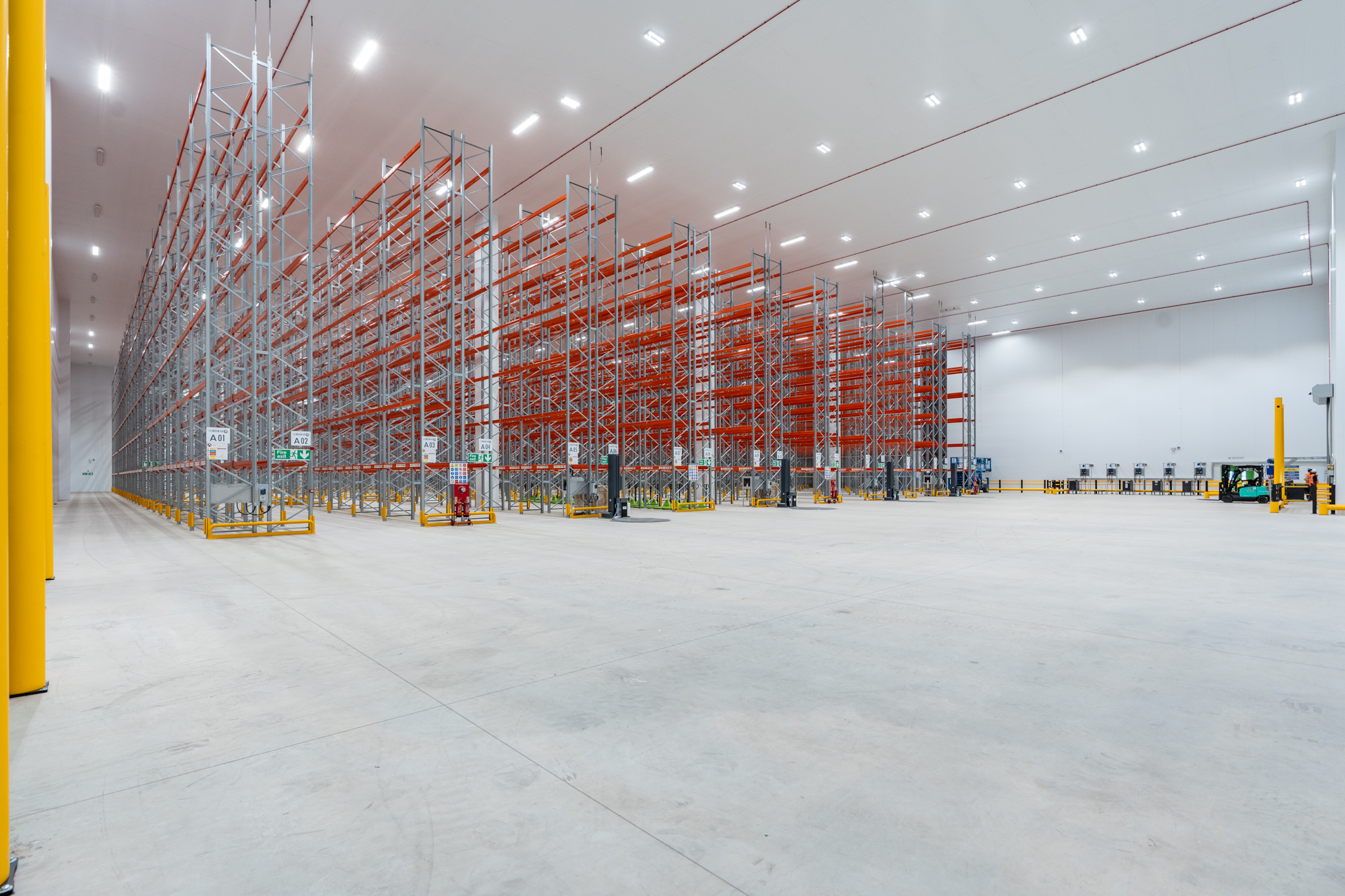 Large-scale coldstore interior with pallet racking